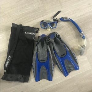 “US Divers” Snorkeling Set w/ Bag